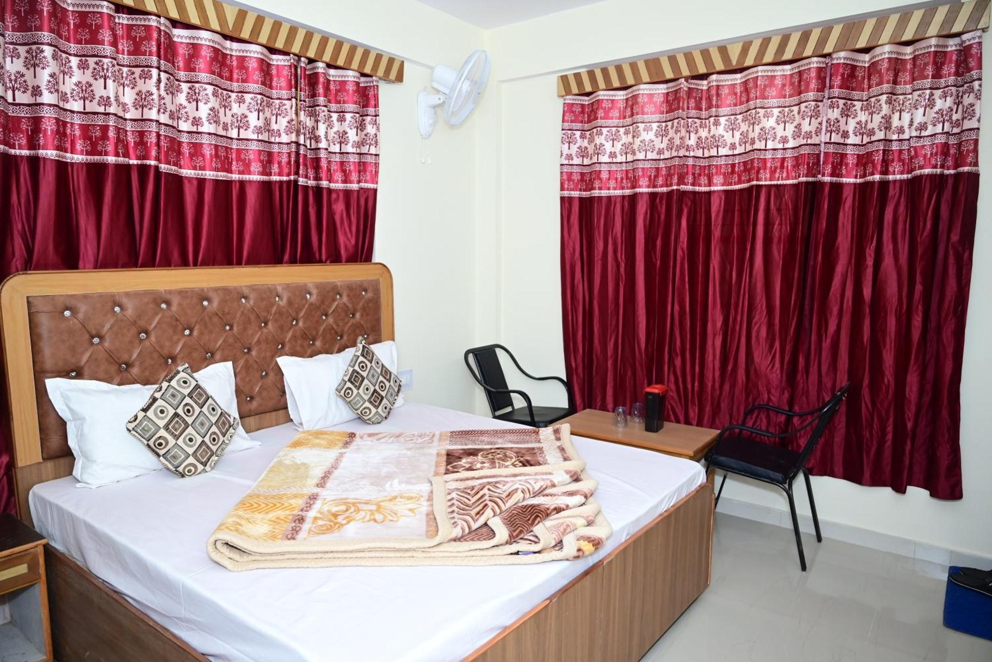 Krishna B&B Near Mall Road 심라 외부 사진