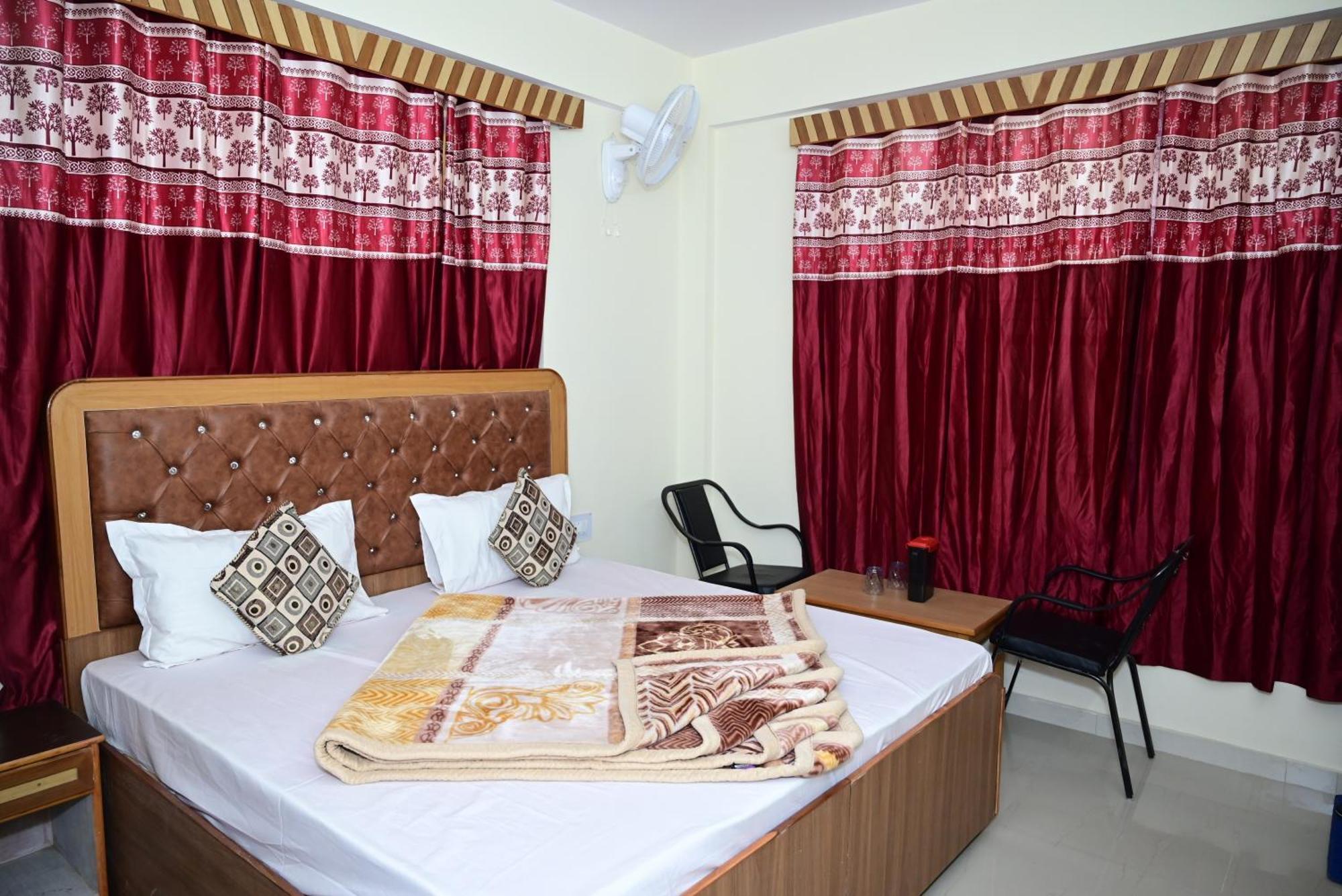 Krishna B&B Near Mall Road 심라 외부 사진